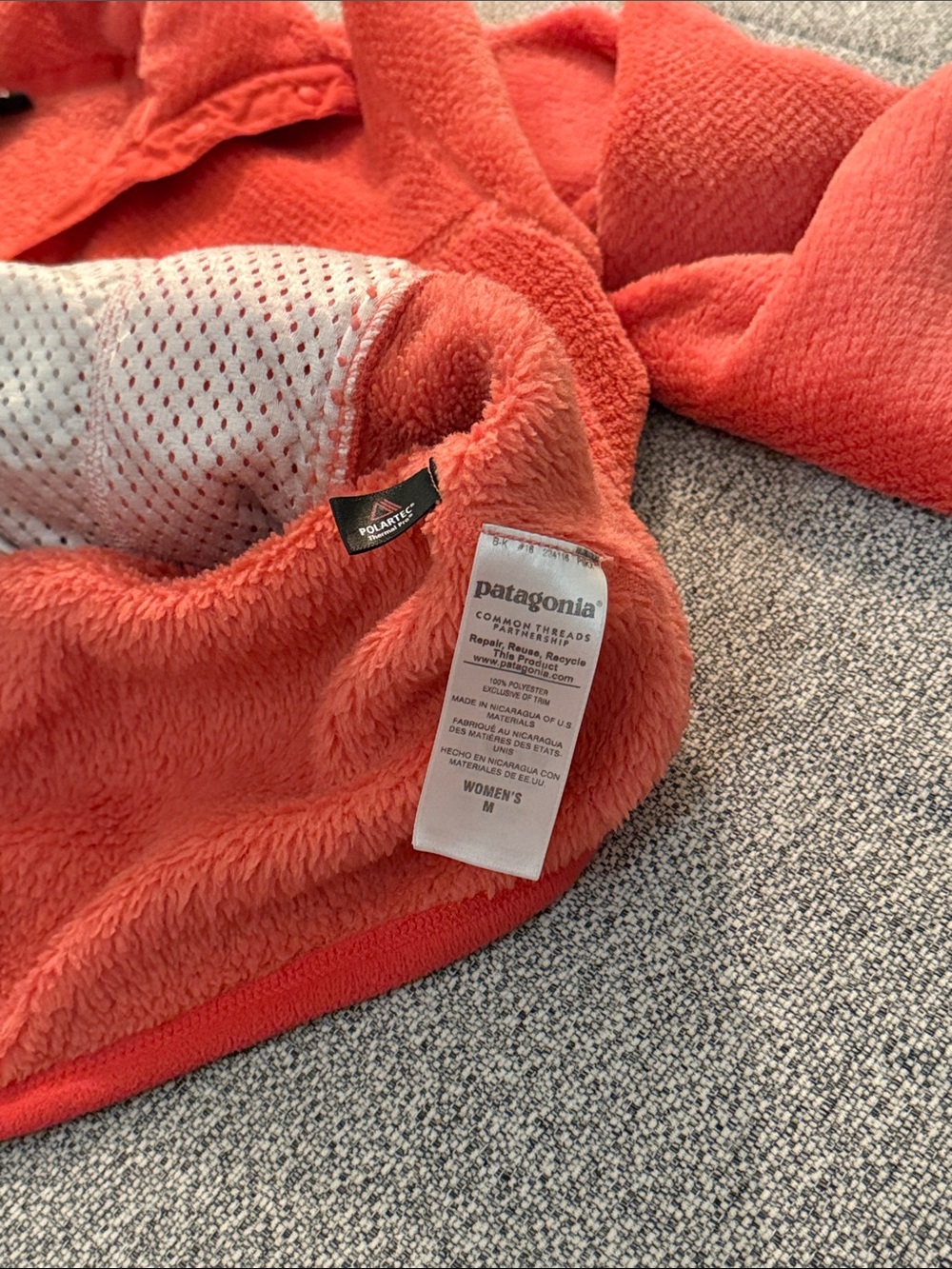 Patagonia Women's Bright Orange Cowl Snap Pullover - Picture 7 of 9